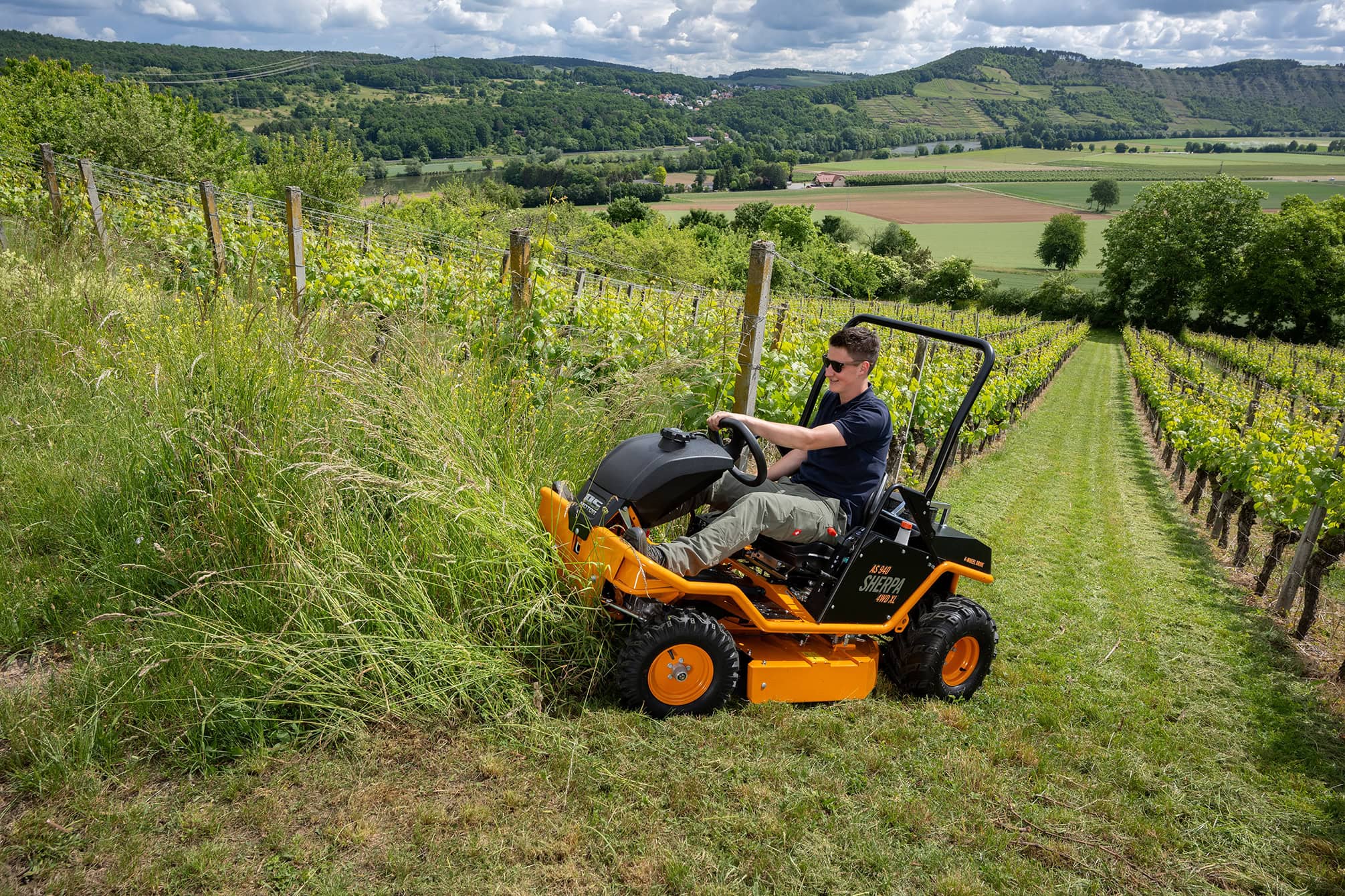 Commercial landscaping - AS-Motor devices for a variety of uses